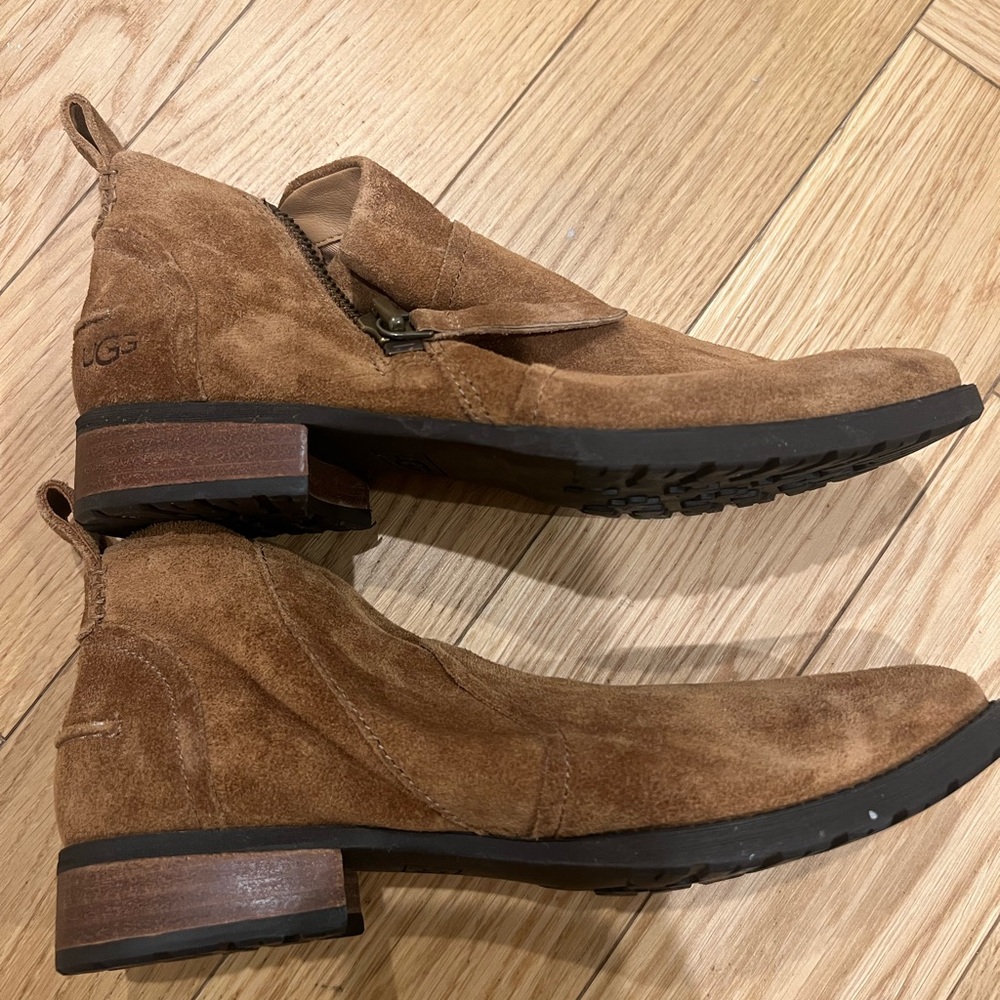 Ugg suede booties size 7